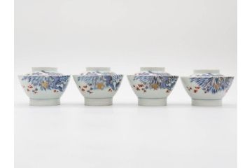 江戸期　古伊万里　染付　色絵　梅　約11cm　3.7寸　食卓を明るく彩る蓋付き茶碗4客セット(金彩、鳥、松、花十字、和食器、蓋茶碗、どんぶり、三寸七分)(R-079602)