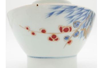 江戸期　古伊万里　染付　色絵　梅　約11cm　3.7寸　食卓を明るく彩る蓋付き茶碗4客セット(金彩、鳥、松、花十字、和食器、蓋茶碗、どんぶり、三寸七分)(R-079602)