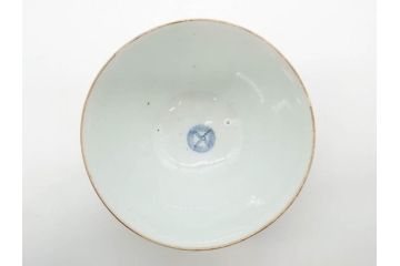 江戸期　古伊万里　染付　色絵　梅　約11cm　3.7寸　食卓を明るく彩る蓋付き茶碗4客セット(金彩、鳥、松、花十字、和食器、蓋茶碗、どんぶり、三寸七分)(R-079602)