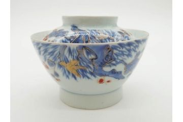 江戸期　古伊万里　染付　色絵　梅　約11cm　3.7寸　食卓を明るく彩る蓋付き茶碗4客セット(金彩、鳥、松、花十字、和食器、蓋茶碗、どんぶり、三寸七分)(R-079602)