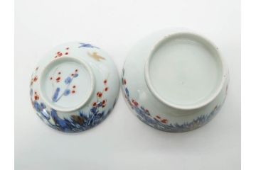 江戸期　古伊万里　染付　色絵　梅　約11cm　3.7寸　食卓を明るく彩る蓋付き茶碗4客セット(金彩、鳥、松、花十字、和食器、蓋茶碗、どんぶり、三寸七分)(R-079602)