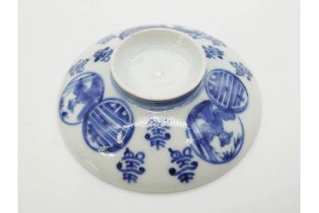 古伊万里　古玩　染付　窓絵　約12cm　4寸　緻密な絵付けから匠の美技を感じる蓋付き茶碗2客セット(中国?、人物、壽、寿、蓋茶碗、和食器、どんぶり、四寸)(R-079605)