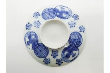 古伊万里　古玩　染付　窓絵　約12cm　4寸　緻密な絵付けから匠の美技を感じる蓋付き茶碗2客セット(中国?、人物、壽、寿、蓋茶碗、和食器、どんぶり、四寸)(R-079605)