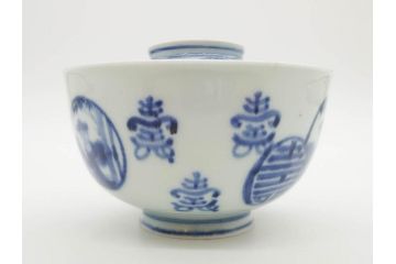古伊万里　古玩　染付　窓絵　約12cm　4寸　深い味わいを感じる蓋付き茶碗3客セット(中国?、人物、壽、寿、蓋茶碗、和食器、どんぶり、四寸)(R-079606)