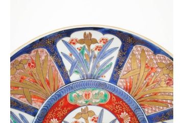 江戸期　古伊万里　染付　色絵　花菖蒲　約48cm　1尺5寸　煌びやかで優雅な大皿(花しょうぶ、花唐草模様、金彩、尺皿、和食器、和皿、一尺五寸)(R-079611)