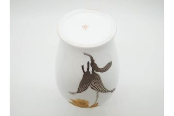 大倉陶園(OKURA、OAC)　金蝕カトレア 高さ 約27cm/ブルーローズ 高さ 約15cm　気品漂う花瓶2点セット(バラ、薔薇、金彩、花生け、花器、花入、フラワーベース、白磁)(R-079613)