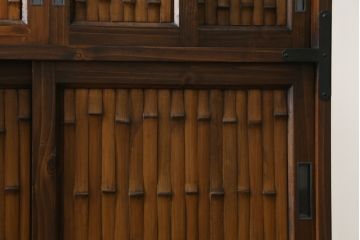 中古　民芸家具　組み立て式　和の情緒あふれる両面使いの階段箪笥(民芸箪笥、収納箪笥、和タンス)(R-079619)