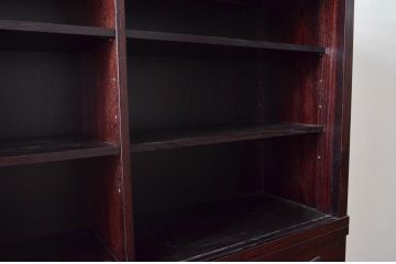 中古　美品　格子デザインが凛とした和を演出する二段重ね水屋箪笥(食器棚、戸棚、収納棚、キャビネット)(R-079620)