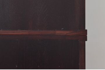 中古　美品　格子デザインが凛とした和を演出する二段重ね水屋箪笥(食器棚、戸棚、収納棚、キャビネット)(R-079620)