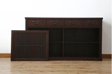 中古　美品　格子デザインが凛とした和を演出する水屋箪笥サイドボード(食器棚、戸棚、収納棚、サイドキャビネット)(R-079622)
