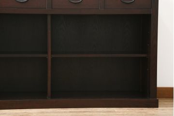 中古　美品　格子デザインが凛とした和を演出する水屋箪笥サイドボード(食器棚、戸棚、収納棚、サイドキャビネット)(R-079622)