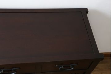 中古　美品　格子デザインが凛とした和を演出する水屋箪笥サイドボード(食器棚、戸棚、収納棚、サイドキャビネット)(R-079622)