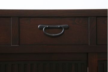 中古　美品　格子デザインが凛とした和を演出する水屋箪笥サイドボード(食器棚、戸棚、収納棚、サイドキャビネット)(R-079622)