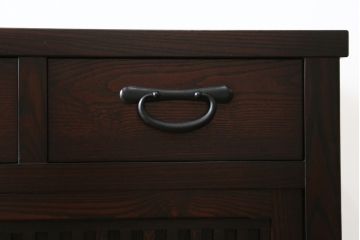 中古　美品　格子デザインが凛とした和を演出する水屋箪笥サイドボード(食器棚、戸棚、収納棚、サイドキャビネット)(R-079622)