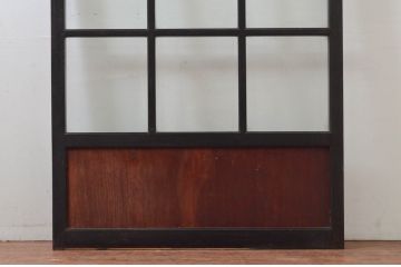 アンティーク建具　モダンなガラス入り升目(マス目)格子蔵戸1枚(玄関戸、格子戸、ガラス戸、引き戸)(R-079623)