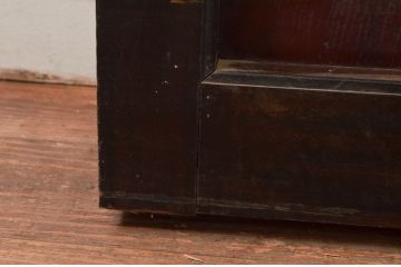 アンティーク建具　モダンなガラス入り升目(マス目)格子蔵戸1枚(玄関戸、格子戸、ガラス戸、引き戸)(R-079623)