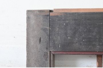 アンティーク建具　障子入り　和モダンな雰囲気を醸し出す升目(マス目)格子蔵戸1枚(引き戸、玄関戸、格子戸、障子戸)(R-079625)