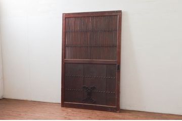 アンティーク建具　総欅(ケヤキ)材　堂々とした佇まいが存在感を放つガラス入り格子蔵戸1枚(玄関戸、格子戸、引き戸)(R-079630)