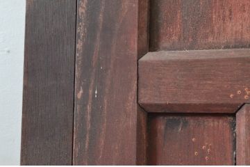 アンティーク建具　総栗材　時代の流れを感じさせる升目(マス目)格子蔵戸1枚(きつね格子、狐格子、引き戸、玄関戸、格子戸)(R-079631)