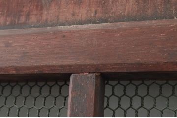アンティーク建具　総栗材　時代の流れを感じさせる升目(マス目)格子蔵戸1枚(きつね格子、狐格子、引き戸、玄関戸、格子戸)(R-079631)