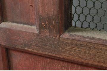アンティーク建具　総栗材　時代の流れを感じさせる升目(マス目)格子蔵戸1枚(きつね格子、狐格子、引き戸、玄関戸、格子戸)(R-079631)