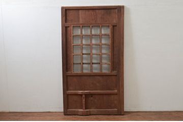 アンティーク建具　総栗材　時代の流れを感じさせる升目(マス目)格子蔵戸1枚(きつね格子、狐格子、引き戸、玄関戸、格子戸)(R-079631)