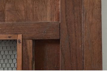 アンティーク建具　総栗材　時代の流れを感じさせる升目(マス目)格子蔵戸1枚(きつね格子、狐格子、引き戸、玄関戸、格子戸)(R-079631)