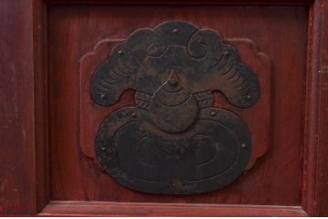 アンティーク建具　上手物!!　背も高い!!　北陸産　総欅(ケヤキ)材　和の空間を高める格子蔵戸1枚(格子戸、引き戸、玄関戸)(R-079632)