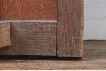 アンティーク建具　総栗材　時代の流れを感じさせる升目(マス目)格子蔵戸1枚(きつね格子、狐格子、引き戸、玄関戸、格子戸)(R-079633)