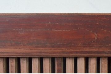アンティーク建具　総欅(ケヤキ)材　堂々とした佇まいが存在感を放つ格子蔵戸1枚(玄関戸、格子戸、引き戸)(R-079634)