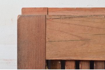 アンティーク建具　総欅(ケヤキ)材　堂々とした佇まいが存在感を放つ格子蔵戸1枚(玄関戸、格子戸、引き戸)(R-079634)