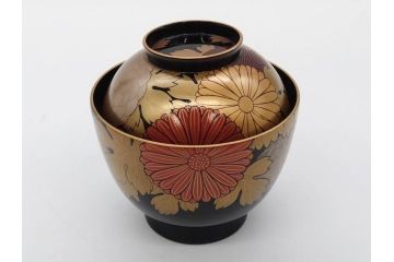 輪島塗　蒔絵　吸物椀　金彩の艶やかなデザインが見事なお椀5客セット(菊、牡丹、花、木製、漆器、漆芸、金彩、和食器、蓋付き)(R-079643)