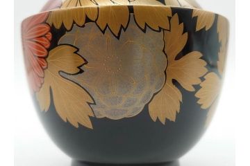 輪島塗　蒔絵　吸物椀　金彩の艶やかなデザインが見事なお椀5客セット(菊、牡丹、花、木製、漆器、漆芸、金彩、和食器、蓋付き)(R-079643)