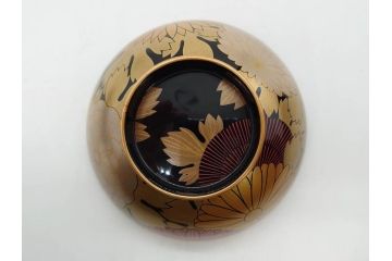 輪島塗　蒔絵　吸物椀　金彩の艶やかなデザインが見事なお椀5客セット(菊、牡丹、花、木製、漆器、漆芸、金彩、和食器、蓋付き)(R-079643)
