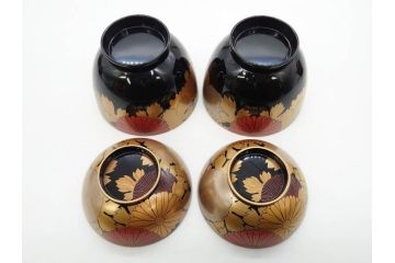 輪島塗　蒔絵　吸物椀　金彩の艶やかなデザインが見事なお椀5客セット(菊、牡丹、花、木製、漆器、漆芸、金彩、和食器、蓋付き)(R-079643)