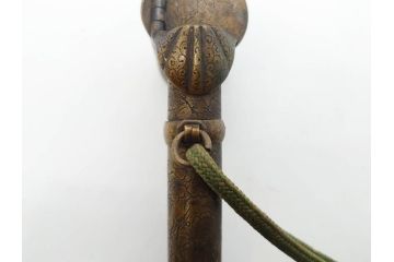 古銅　彫金　家紋　獅子　トンボ　細かな細工に惹かれる矢立(ライオン、とんぼ、蜻蛉、書道具、筆記用具、文具、携帯用)(R-079646)