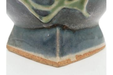 河井寛次郎　花文　独創的なデザインに心惹かれる花扁壷(花入、花器、花生、フラワーベース、共箱付き、日本工芸会シールあり)(R-079648)