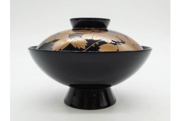 昭和期　輪島塗　漆器　木製　金蒔絵　豪華な金彩が美しいお椀9客セット(鉄線花?、漆芸、蓋付き、汁椀、吸物椀、和食器)(R-079650)
