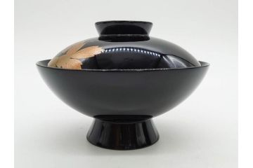 昭和期　輪島塗　漆器　木製　金蒔絵　豪華な金彩が美しいお椀9客セット(鉄線花?、漆芸、蓋付き、汁椀、吸物椀、和食器)(R-079650)