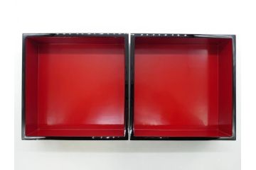 総本家濱田屋　輪島塗　漆器　木製　金蒔絵　平台付　扇面　松竹梅　格式高い雰囲気の二段重(菊、花、お重、重箱、黄袋付き、共箱付き)(R-079652)