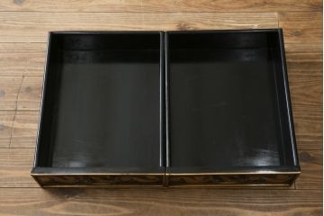 ビンテージ　高級品!!　エレガントで華やかな空間を演出してくれるシノワズリ様式のサイドボード(サイドキャビネット、収納棚、戸棚、コンソールテーブル、飾り台、ディスプレイ台、花台、ヴィンテージ、店舗什器)(R-079658)