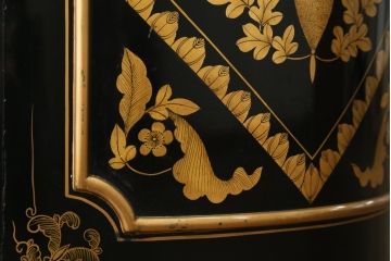 ビンテージ　高級品!!　エレガントで華やかな空間を演出してくれるシノワズリ様式のサイドボード(サイドキャビネット、収納棚、戸棚、コンソールテーブル、飾り台、ディスプレイ台、花台、ヴィンテージ、店舗什器)(R-079658)