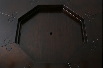 中古　星野民芸(星野民藝)　桜材　個性的なデザインが存在感を放つ八角炉(囲炉裏テーブル、木製火鉢、4人掛け、ダイニングテーブル、食卓)(R-079661)