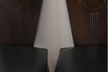 中古　星野民芸(星野民藝)　桜材　個性的なデザインが存在感を放つダイニングチェア4脚セット(板座チェア、アームレスチェア、椅子、イス、バラ売り可能)(R-079662)