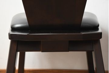 中古　星野民芸(星野民藝)　桜材　個性的なデザインが存在感を放つダイニングチェア4脚セット(板座チェア、アームレスチェア、椅子、イス、バラ売り可能)(R-079662)
