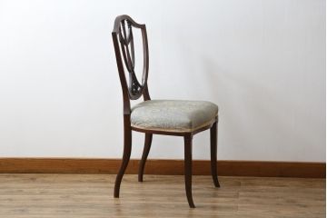 イギリスアンティーク　マホガニー材　美しい彫刻入りの上品なパーケットリーダイニングチェア(ダイニングチェア、椅子、イス、英国)(R-079664)