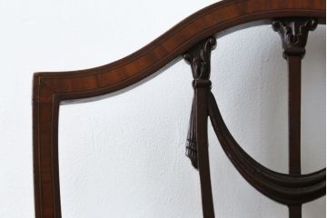 イギリスアンティーク　マホガニー材　美しい彫刻入りの上品なパーケットリーダイニングチェア(ダイニングチェア、椅子、イス、英国)(R-079664)