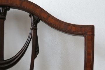 イギリスアンティーク　マホガニー材　美しい彫刻入りの上品なパーケットリーダイニングチェア(ダイニングチェア、椅子、イス、英国)(R-079664)