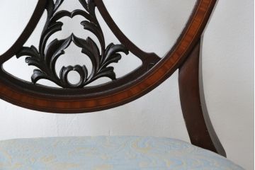 イギリスアンティーク　マホガニー材　美しい彫刻入りの上品なパーケットリーダイニングチェア(ダイニングチェア、椅子、イス、英国)(R-079664)