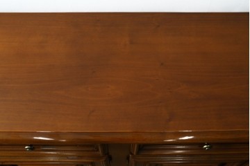 中古　美品　VARO,S.A. VALENTI(バロッサバレンティ)　クラシカルなデザインのサイドボード　定価約150万円　(R-079667)